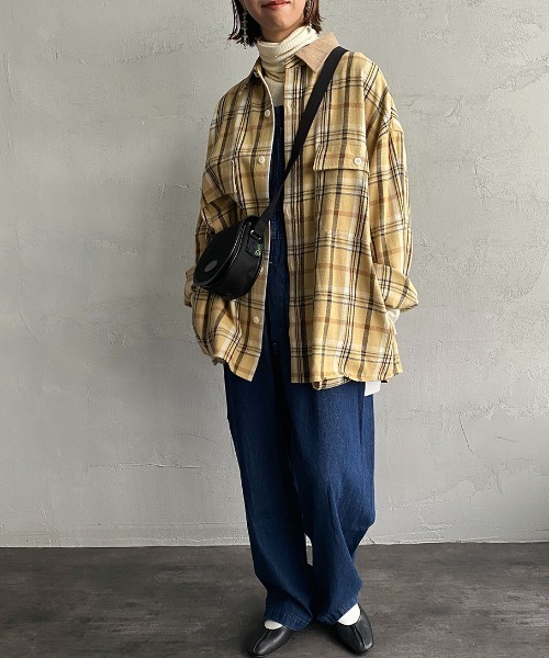 UNIVERSAL OVERALL（ユニバーサルオーバーオール）の「[UNIVERSAL OVERALL/ユニバーサルオーバーオール] 別注 オーバーサイズ チェックネルシャツジャケット（シャツ/ブラウス・レディース・ベージュ/ネイビー/アイボリー・M/L）」の13枚目の写真