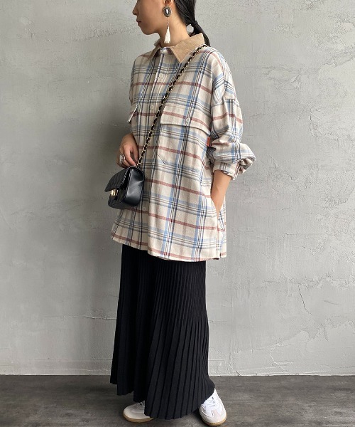 UNIVERSAL OVERALL（ユニバーサルオーバーオール）の「[UNIVERSAL OVERALL/ユニバーサルオーバーオール] 別注 オーバーサイズ チェックネルシャツジャケット（シャツ/ブラウス・レディース・ベージュ/ネイビー/アイボリー・M/L）」の21枚目の写真