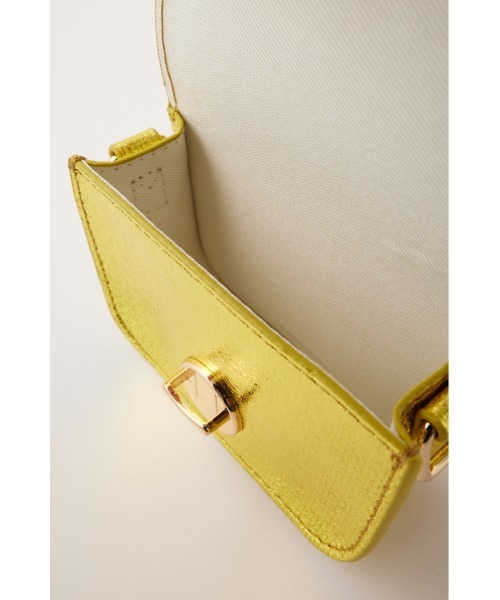 MOUSSY（マウジー）の「SNAKE CHAIN FLAP MINI バッグ（ショルダーバッグ・レディース・ゴールド/ブラック・FREE）」の20枚目の写真