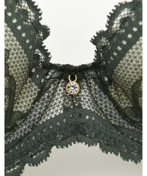 AMPHI（アンフィ）の「【まる胸メイク】ラッセルレース ブラ&ショーツセット（ブラ&ショーツ・レディース・ライトグレー/レッド/グリーン/クリーム/ダークブルー/ローズ/ライトパープル・B65/B70/C70/D70/B75/C65/C75/D65/D75/E65/E70/E75）」の21枚目の写真