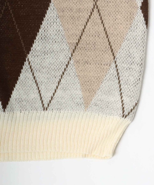 Salong hameu（サロン ハミュー）の「ビッグシルエット チェック柄Vネックニットベスト（ベスト・メンズ・ホワイト系その他/ブラック系その他/ブラウン系その他/ベージュ系その他・M/L）」の11枚目の写真