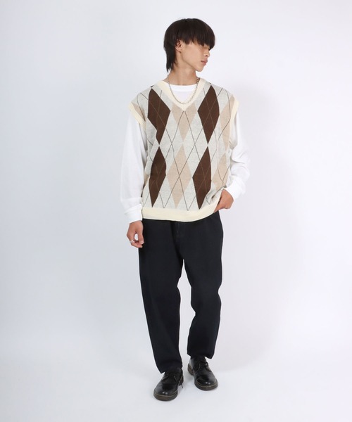 Salong hameu（サロン ハミュー）の「ビッグシルエット チェック柄Vネックニットベスト（ベスト・メンズ・ホワイト系その他/ブラック系その他/ブラウン系その他/ベージュ系その他・M/L）」の20枚目の写真