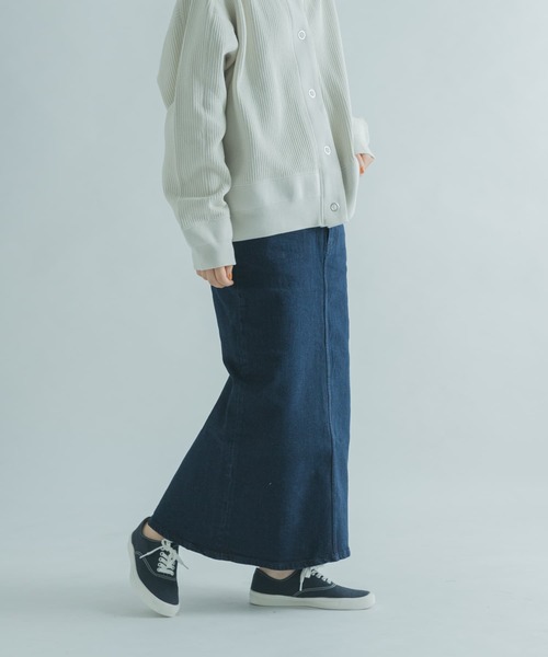 FORK&SPOON（フォークアンドスプーン）の「FORK&SPOON　オーガニックコットンデニムストレートスカート（スカート・レディース・ブルー系その他/ワンウォッシュ・1/2）」の17枚目の写真