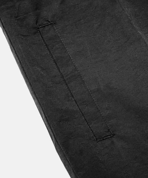 HUF（ハフ）の「HUF ESSENTIALS ZIP STANDARD SHELL JACKET ハフ エッセンシャル ジップ スタンダード シェル マウンテンパーカー（マウンテンパーカー・メンズ・ブラック/ネイビー・SMALL/MEDIUM/LARGE/X-LARGE）」の18枚目の写真