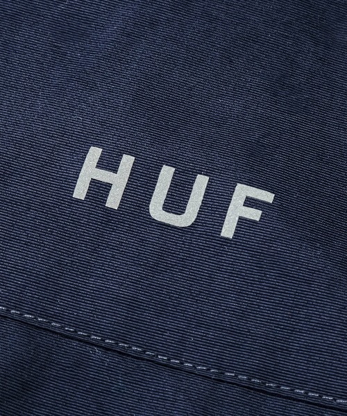 HUF（ハフ）の「HUF ESSENTIALS ZIP STANDARD SHELL JACKET ハフ エッセンシャル ジップ スタンダード シェル マウンテンパーカー（マウンテンパーカー・メンズ・ブラック/ネイビー・SMALL/MEDIUM/LARGE/X-LARGE）」の17枚目の写真