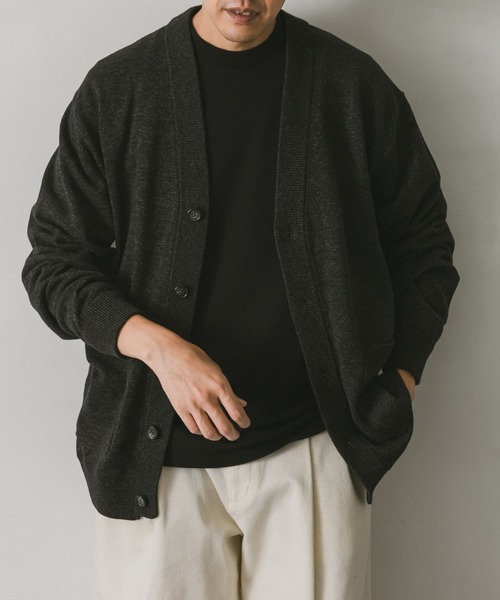 URBAN RESEARCH DOORS（アーバンリサーチドアーズ）の「インディゴライクニットカーディガン（カーディガン/ボレロ・メンズ・ブラック/ブルー/ネイビー・MEDIUM/LARGE）」の2枚目の写真