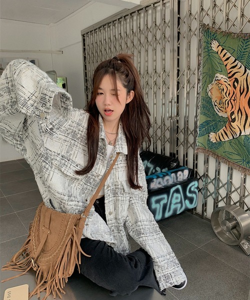 Jewelobe（ジュエローブ）の「ツイードルーズCPOジャケット（ブルゾン・レディース・オフホワイト・FREE）」の15枚目の写真