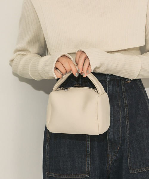 KBF（ケイビーエフ）の「マシュマロミニBAG（ハンドバッグ・レディース・ブルー/オレンジ系その他/ブラック/アイボリー・ONE）」の5枚目の写真