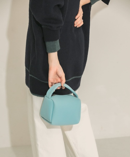 KBF（ケイビーエフ）の「マシュマロミニBAG（ハンドバッグ・レディース・ブルー/オレンジ系その他/ブラック/アイボリー・ONE）」の16枚目の写真