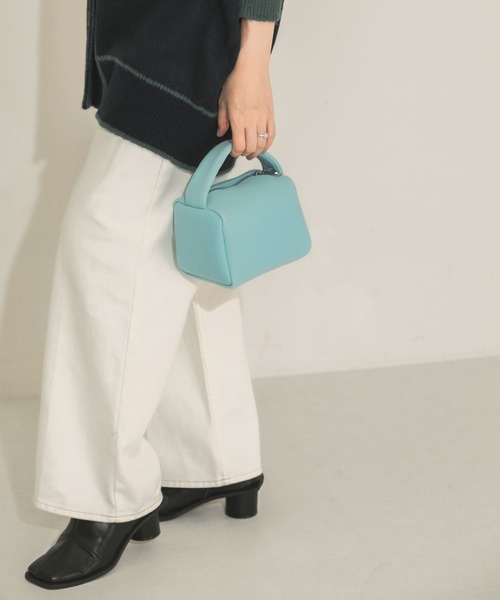 KBF（ケイビーエフ）の「マシュマロミニBAG（ハンドバッグ・レディース・ブルー/オレンジ系その他/ブラック/アイボリー・ONE）」の17枚目の写真