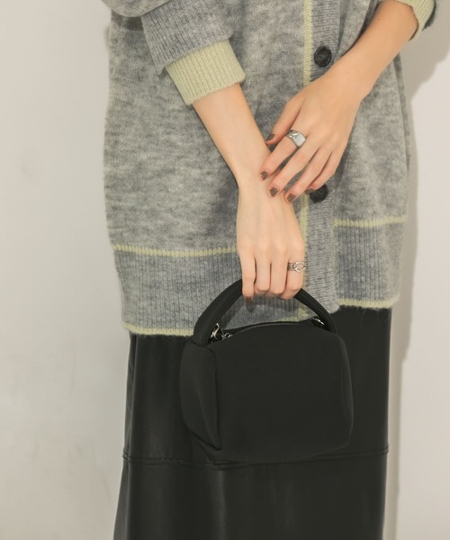 KBF（ケイビーエフ）の「マシュマロミニBAG（ハンドバッグ・レディース・ブルー/オレンジ系その他/ブラック/アイボリー・ONE）」の20枚目の写真