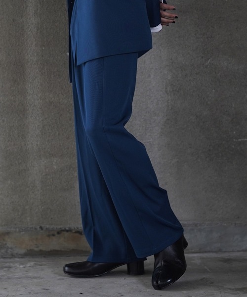 G.O.C（ジーオーシー）の「TR オーバーサイズ 2Bピークド W テーラード JK ＋ TR タック ワイド スラックス（テーラードジャケット・メンズ・ブラック/ワイン/ブルー/グリーン/ホワイト/チャコールグレー・SMALL/LARGE/MEDIUM）」の15枚目の写真