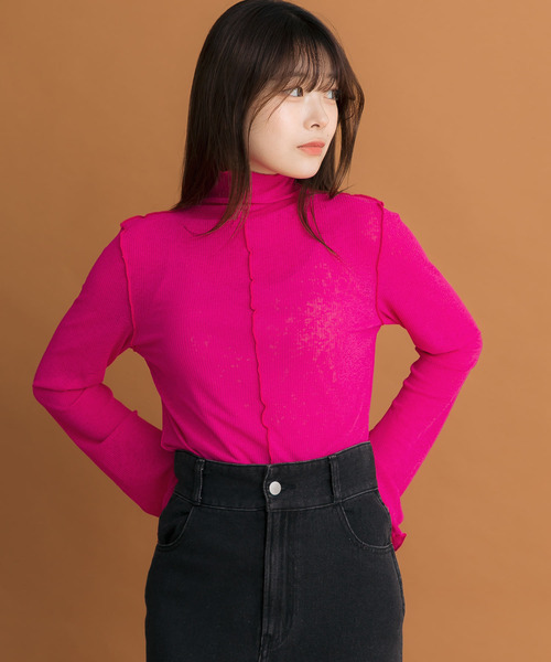 HEYUMM(ヘユム)の「カラーシアーメロータートルトップス(Tシャツ/カットソー・レディース・ブラック/ピンク/オレンジ/グリーン・ONE)」の13枚目の写真