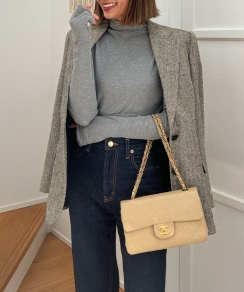 Vicente（ヴィセンテ）の「Standard cut neck tops（Tシャツ/カットソー・レディース・ホワイト/ブラック/グレー・FREE）」の6枚目の写真