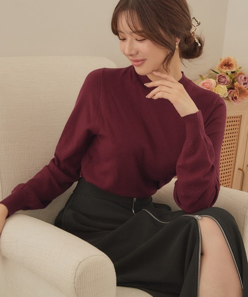 CHAN ME（チャンミ）の「カシミヤタッチハイネックニット（ニット/セーター・レディース・ベージュ/チャコール/コーラル/レッド/アイボリー/ブラック/ブルー/グリーン/ホワイト×ブラック/オレンジ/グレー/ラベンダー/ホワイト/ホワイト系その他・MEDIUM/LARGE/X-LARGE）」の12枚目の写真