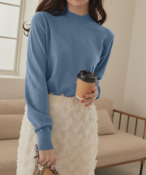 CHAN ME（チャンミ）の「カシミヤタッチハイネックニット（ニット/セーター・レディース・ベージュ/チャコール/コーラル/レッド/アイボリー/ブラック/ブルー/グリーン/ホワイト×ブラック/オレンジ/グレー/ラベンダー/ホワイト/ホワイト系その他・MEDIUM/LARGE/X-LARGE）」の10枚目の写真