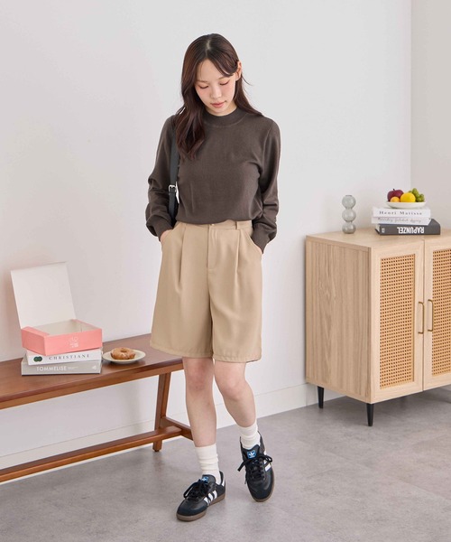 CHAN ME（チャンミ）の「カシミヤタッチハイネックニット（ニット/セーター・レディース・ベージュ/チャコール/コーラル/レッド/アイボリー/ブラック/ブルー/グリーン/ホワイト×ブラック/オレンジ/グレー/ラベンダー/ホワイト/ホワイト系その他・MEDIUM/LARGE/X-LARGE）」の22枚目の写真