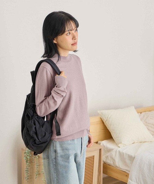 CHAN ME（チャンミ）の「カシミヤタッチハイネックニット（ニット/セーター・レディース・ベージュ/チャコール/コーラル/レッド/アイボリー/ブラック/ブルー/グリーン/ホワイト×ブラック/オレンジ/グレー/ラベンダー/ホワイト/ホワイト系その他・MEDIUM/LARGE/X-LARGE）」の15枚目の写真