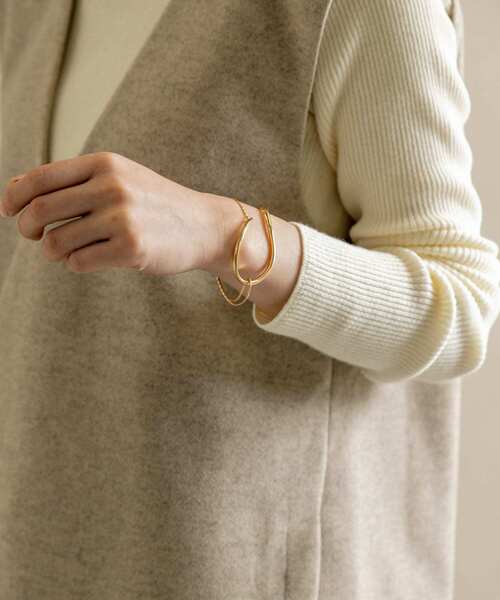 SMELLY（スメリー）の「ニュアンスメタルチェーンマグネットブレスレット（ブレスレット・レディース・ゴールド・-）」の2枚目の写真