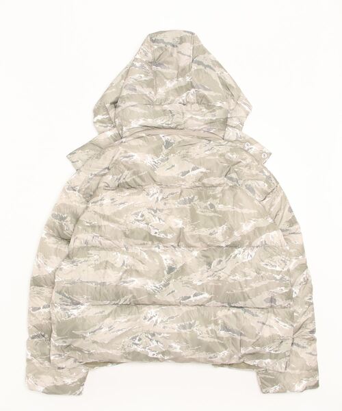 STAMPD（スタンプド）の「STAMPD/スタンプド Cropped Puffer Jacket パファージャケット デジタルカモ（ダウンジャケット/コート・メンズ・カモフラージュ・XL/L/M）」の9枚目の写真