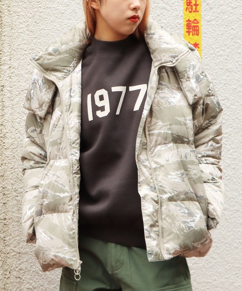 STAMPD（スタンプド）の「STAMPD/スタンプド Cropped Puffer Jacket パファージャケット デジタルカモ（ダウンジャケット/コート・メンズ・カモフラージュ・XL/L/M）」の3枚目の写真