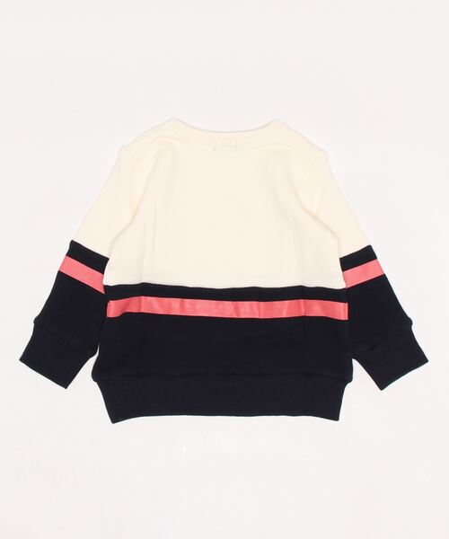 BeBe（ベベ）の「BeBe/マシュマロ裏毛胸ポケット付きバイカラートレーナー(90~150cm)（スウェット・キッズ・ベージュ/ネイビー・140/150/130/120/90/110/100）」の10枚目の写真
