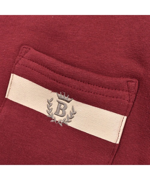 BeBe（ベベ）の「BeBe/マシュマロ裏毛胸ポケット付きバイカラートレーナー(90~150cm)（スウェット・キッズ・ベージュ/ネイビー・140/150/130/120/90/110/100）」の6枚目の写真