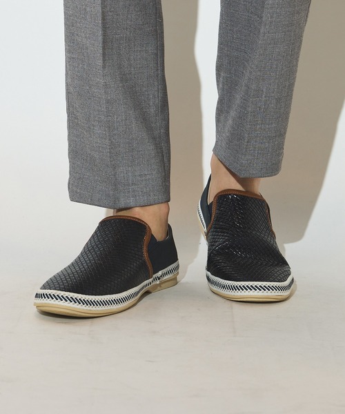 UNION STATION（ユニオンステーション）の「シンセティックレザーイントレチャートスリッポン（スリッポン・メンズ・ブラック/ホワイト/ネイビー・S/M/L）」の3枚目の写真