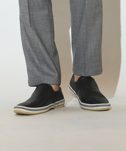 UNION STATION（ユニオンステーション）の「シンセティックレザーイントレチャートスリッポン（スリッポン・メンズ・ブラック/ホワイト/ネイビー・S/M/L）」の2枚目の写真