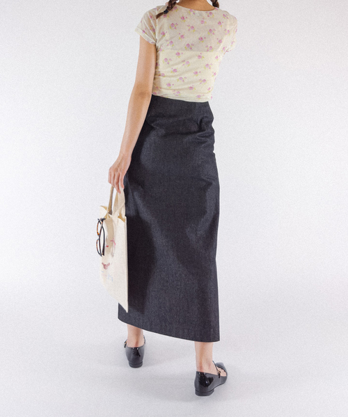 Charles Chaton（シャルルシャトン）の「スリットデニムスカート（デニムスカート・レディース・ブラック・34/36）」の5枚目の写真