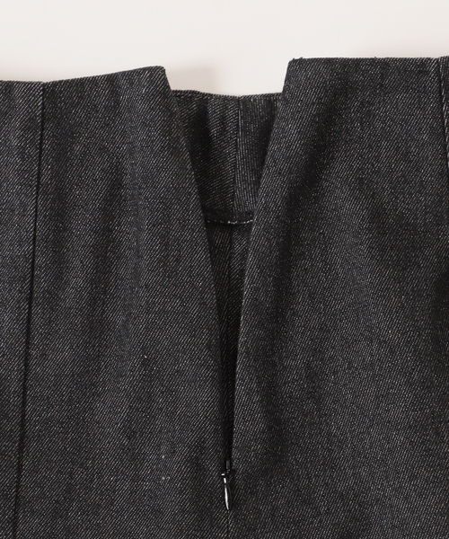 Charles Chaton（シャルルシャトン）の「スリットデニムスカート（デニムスカート・レディース・ブラック・34/36）」の16枚目の写真