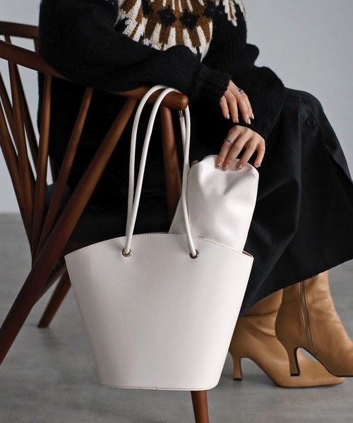 Bonjour Sagan（ボンジュールサガン）の「ポーチ付き扇形ハンドバッグ（ハンドバッグ・レディース・ホワイト/ブラック・FREE）」の5枚目の写真