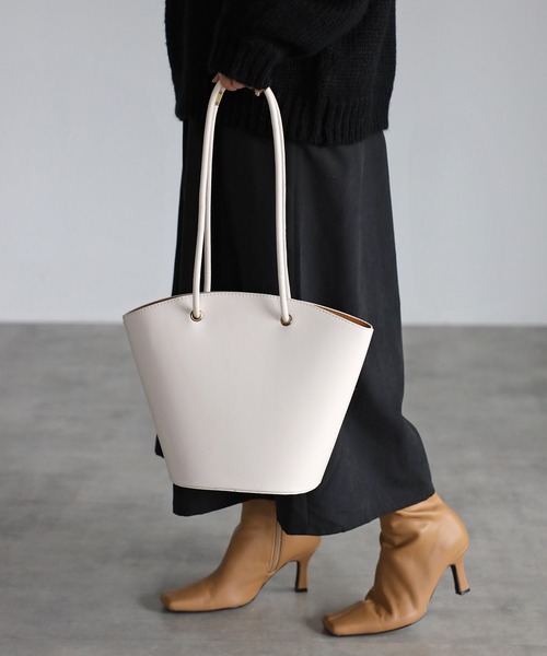 Bonjour Sagan（ボンジュールサガン）の「ポーチ付き扇形ハンドバッグ（ハンドバッグ・レディース・ホワイト/ブラック・FREE）」の8枚目の写真