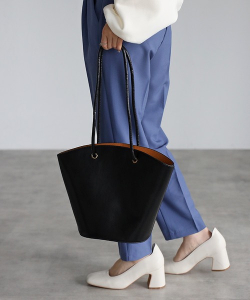 Bonjour Sagan（ボンジュールサガン）の「ポーチ付き扇形ハンドバッグ（ハンドバッグ・レディース・ホワイト/ブラック・FREE）」の16枚目の写真