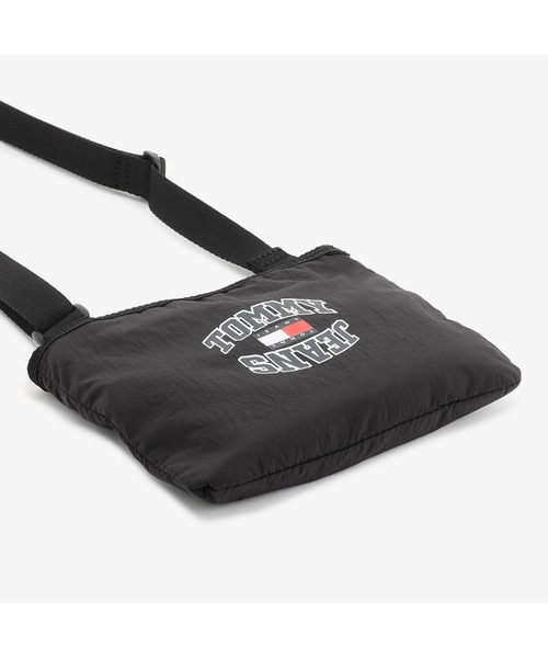 tommy jeans（トミー ジーンズ）の「ナイロンクロスボディバッグ（ボディバッグ/ウエストポーチ・メンズ・ブラック・FREE）」の4枚目の写真