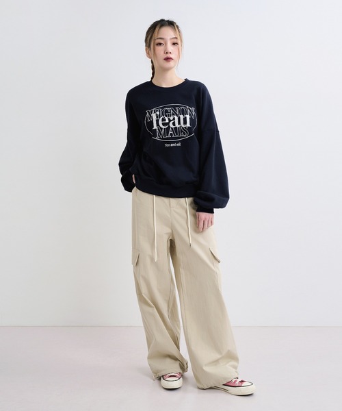 UNE MANSION(ユヌマンション)の「【大人気スウェットカットソー1枚で軽めに着用】ポイントロゴプリントスポティーデイリースウェットトレーナーカットソー(スウェット・レディース・ネイビー/グレー/ミント/チャコール/ブラック/クリーム・FREE)」の16枚目の写真