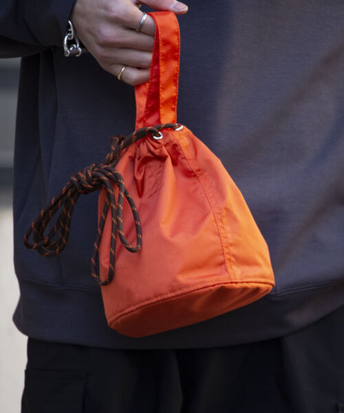 GLOSTER（グロスター）の「【GLOSTER/グロスター】リップストップミニショルダーバッグ ミニバッグ 巾着 ミリタリー（ショルダーバッグ・メンズ・ブラック/グレー/オレンジ・FREE）」の17枚目の写真