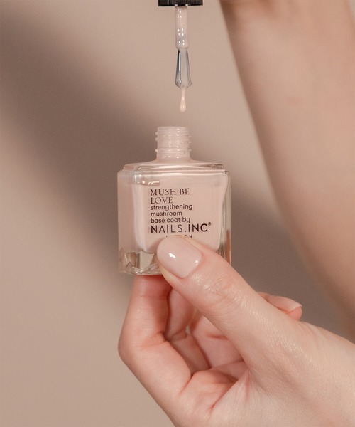 NAILS INC（ネイルズインク）の「MUSH BE LOVE Treatment Base Coat（マニキュア/ジェルネイル・レディース・MUSH BE LOVE Base Coat・FREE）」の7枚目の写真