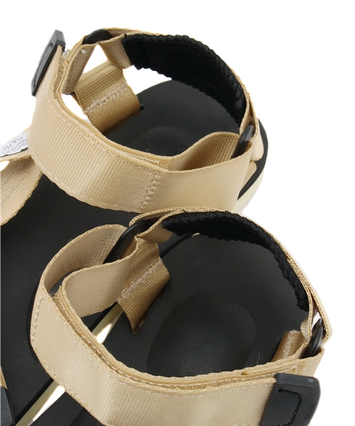 suicoke（スイコック）の「【SUICOKE】SUICOKESANDAL（サンダル・レディース・ベージュ/ネイビー・5/6）」の9枚目の写真