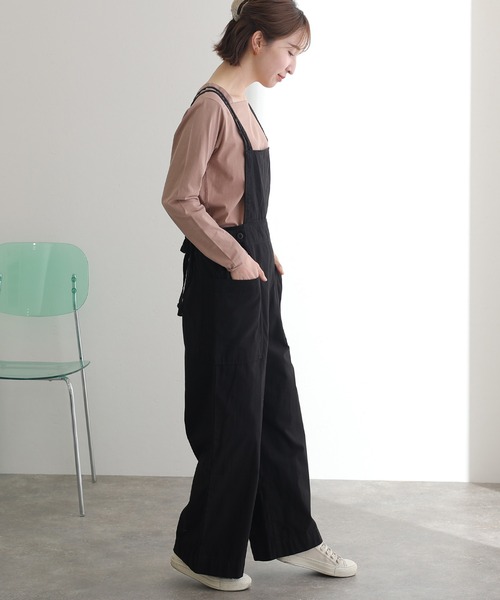 PourVous(プールヴー)の「サイドビックポケットサロペパンツ(サロペット/オーバーオール・レディース・ベージュ/カーキ/ブラック・M/L/XL/3L/4L)」の9枚目の写真