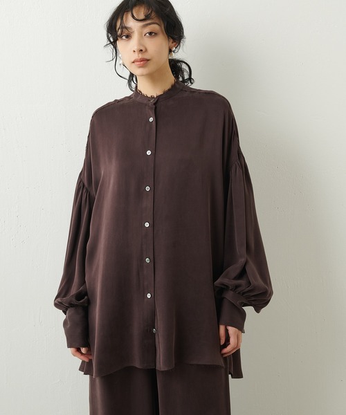 美品✨ウィムガゼット 4,4万円 シルクフィブリルシャツ　ブラウス　ブラウン Whim Gazette（ウィムガゼット）の「シルクフィブリルシャツ（シャツ