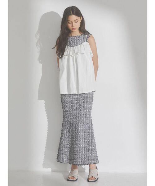 merry jenny(メリージェニー)の「クロスフラットサンダル(サンダル・レディース・グレー/ブラック・MEDIUM/LARGE)」の5枚目の写真