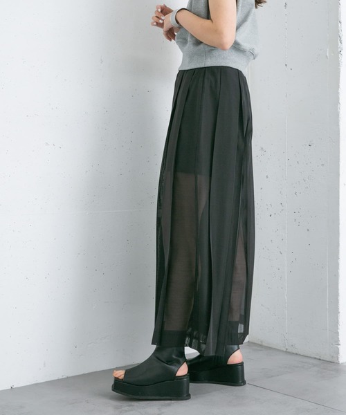 KBF(ケイビーエフ)の「シアープリーツWIDEパンツ(その他パンツ・レディース・ブラウン系その他/ブラック・ONE)」の22枚目の写真