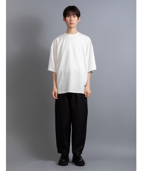 En serio TOKYO(エンソリオトーキョー)の「【ZOZO限定】冷感COOLダンボール 裾マーク刺繍 TEE(Tシャツ/カットソー・メンズ・ブラック/ライトベージュ/ダークブルー/ホワイト・M/L)」の5枚目の写真