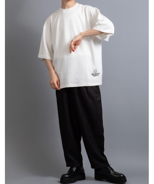 En serio TOKYO(エンソリオトーキョー)の「【ZOZO限定】冷感COOLダンボール 裾マーク刺繍 TEE(Tシャツ/カットソー・メンズ・ブラック/ライトベージュ/ダークブルー/ホワイト・M/L)」の15枚目の写真