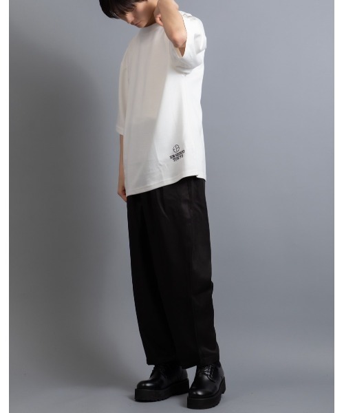 En serio TOKYO(エンソリオトーキョー)の「【ZOZO限定】冷感COOLダンボール 裾マーク刺繍 TEE(Tシャツ/カットソー・メンズ・ブラック/ライトベージュ/ダークブルー/ホワイト・M/L)」の16枚目の写真