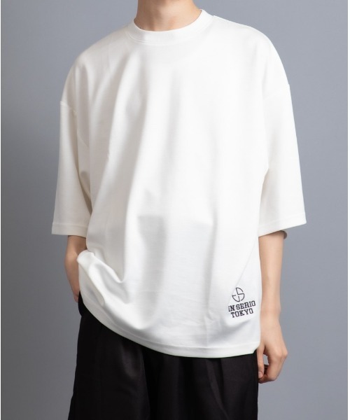 En serio TOKYO(エンソリオトーキョー)の「【ZOZO限定】冷感COOLダンボール 裾マーク刺繍 TEE(Tシャツ/カットソー・メンズ・ブラック/ライトベージュ/ダークブルー/ホワイト・M/L)」の17枚目の写真