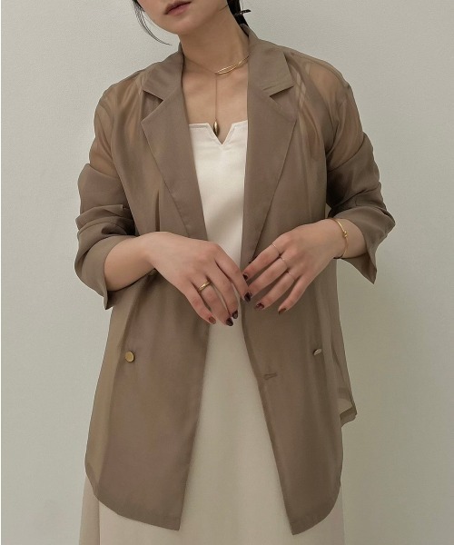 INTER FACTORY（インターファクトリー）の「なおざきななこ -ロングカフスシアージャケット made in INTERFACTORY（テーラードジャケット・レディース・ベージュ/アイボリー・FREE）」の12枚目の写真