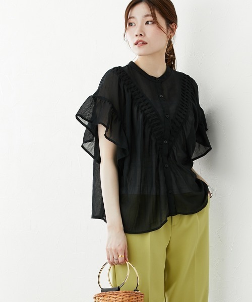 nissen(ニッセン)の「バンドカラー フリル袖V字切替ブラウス(シャツ/ブラウス・レディース・ブラック/オフホワイト・M/L)」の2枚目の写真