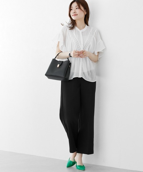 nissen(ニッセン)の「バンドカラー フリル袖V字切替ブラウス(シャツ/ブラウス・レディース・ブラック/オフホワイト・M/L)」の10枚目の写真